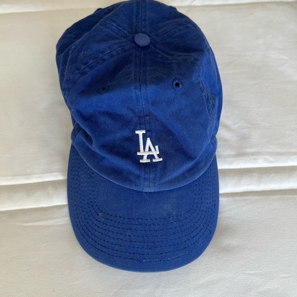 LA dodgers women’s hat - Picture 1 of 3